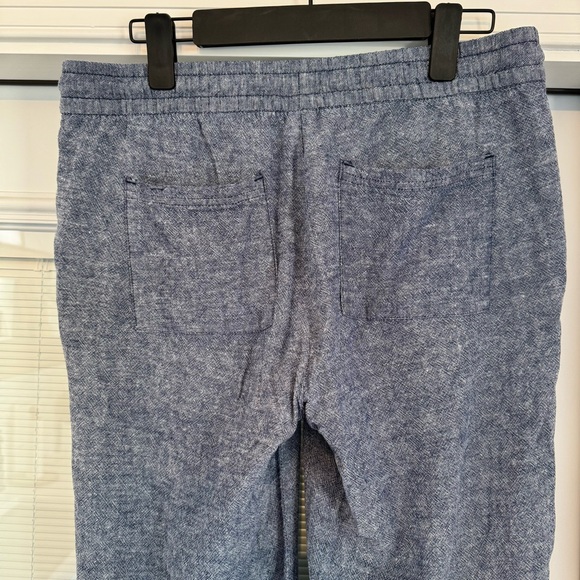 Old Navy Pull On Crop Pant Size M - Picture 3 of 8